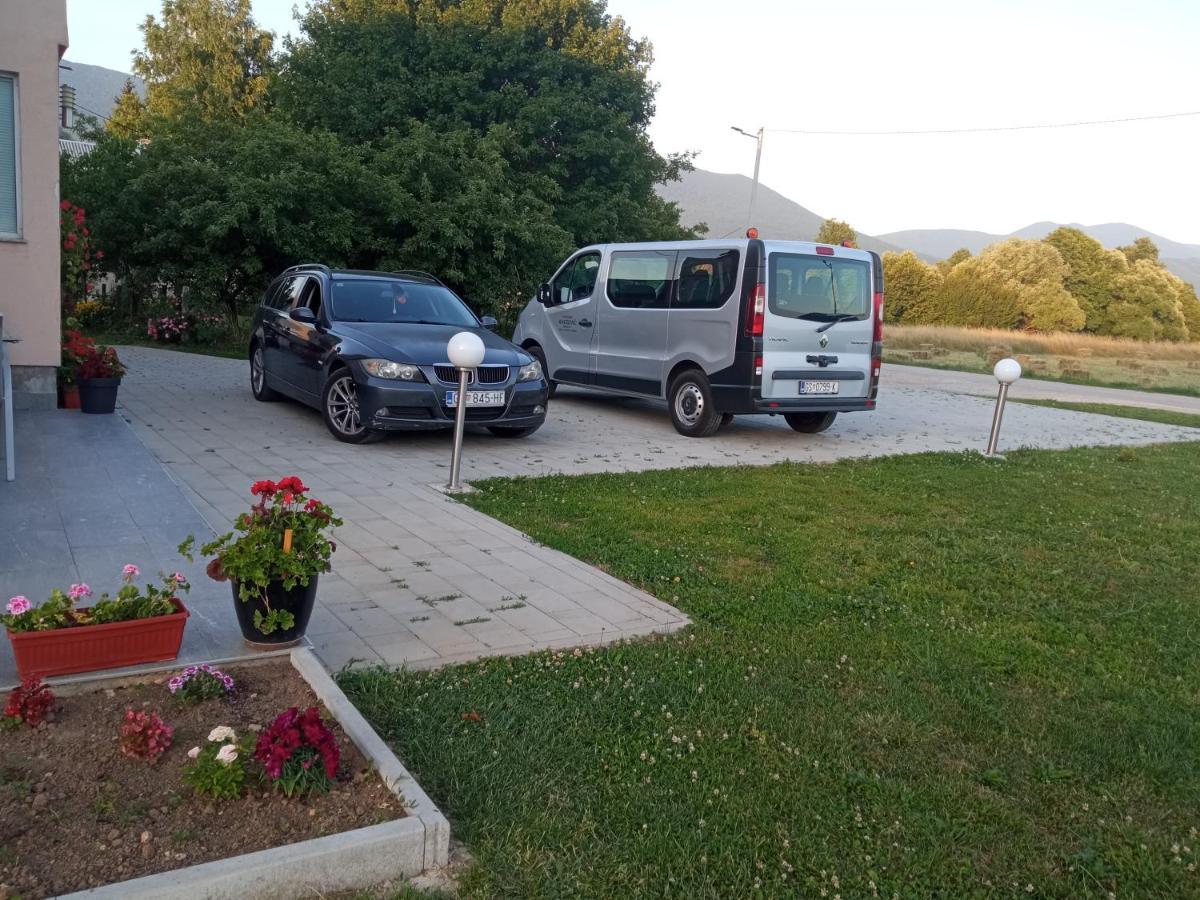 Apartamento Apartman Vidovic Korenica Exterior foto
